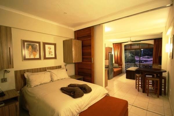 Avalon Springs Resort Montagu Bagian luar foto