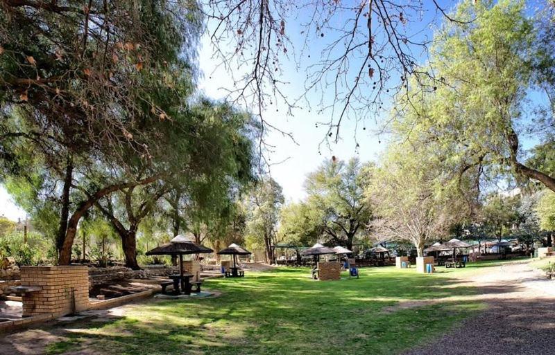 Avalon Springs Resort Montagu Bagian luar foto